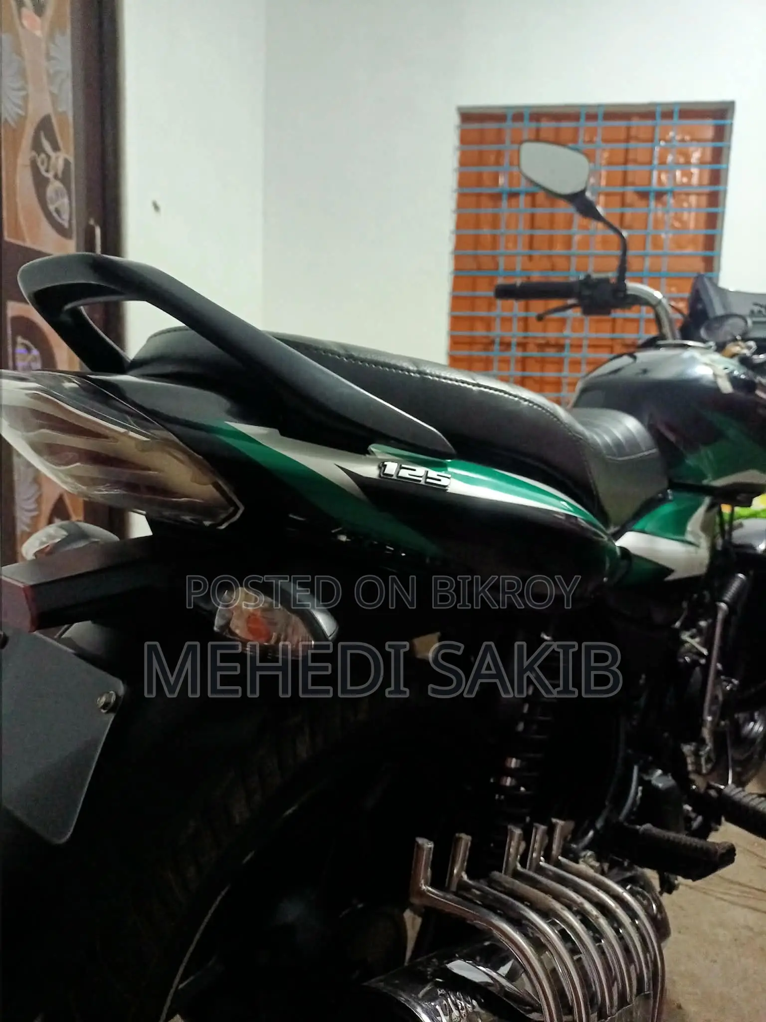 Bajaj Discover 125 2023 Green