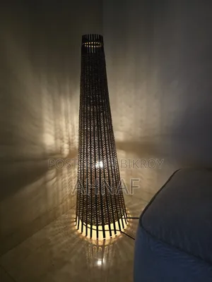 Vertical Lamp (Cane)