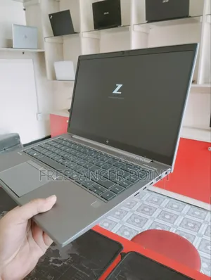 Laptop HP ZBook Firefly 14 G7 8GB Intel Core i5 SSD 256GB