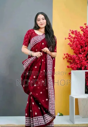 হাফ সিল্ক স্ক্রিন প্রিন্ট শাড়ি