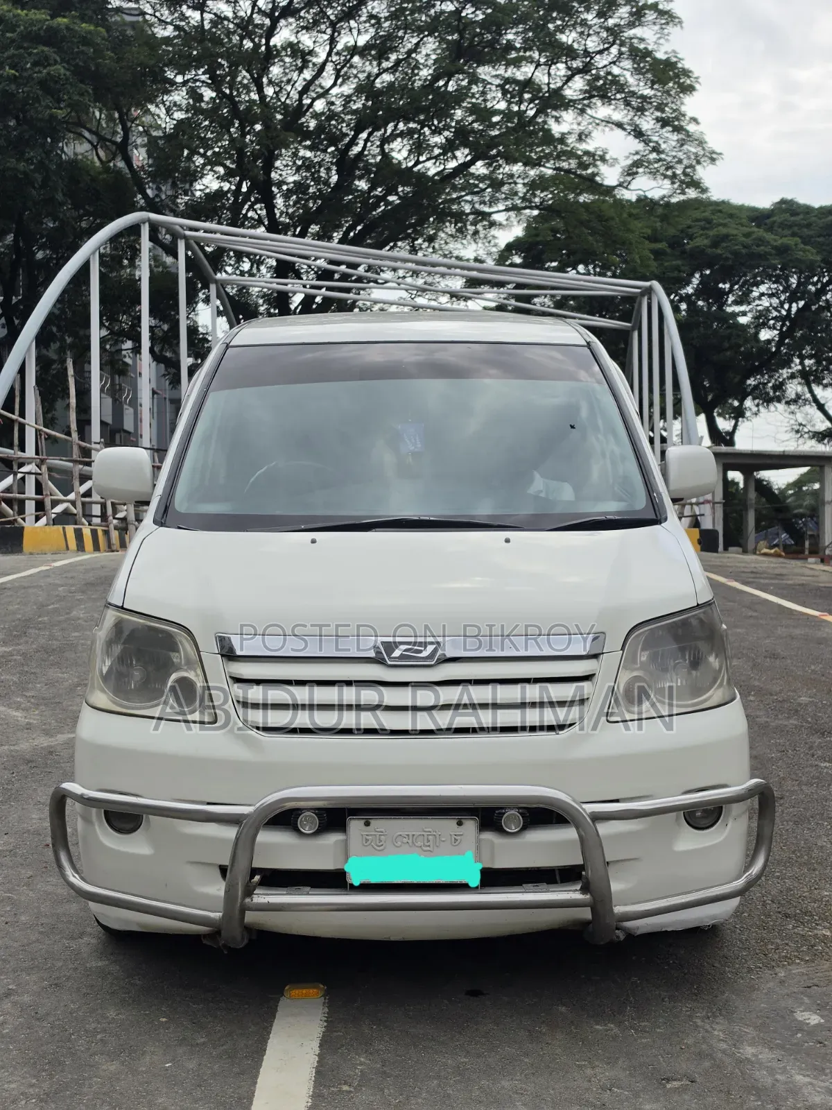 Toyota Noah 2003 Pearl
