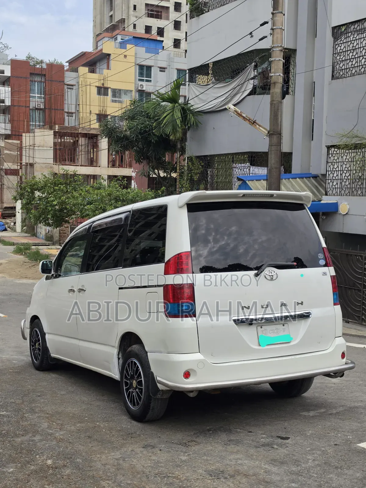 Toyota Noah 2003 Pearl