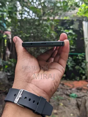 Vivo Y04 64 GB Blue