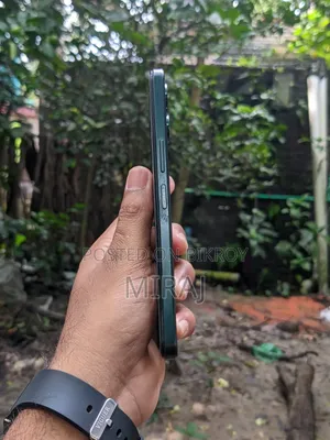 Vivo Y04 64 GB Blue