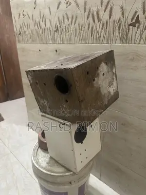 পাখির ব্রিডিং বক্স