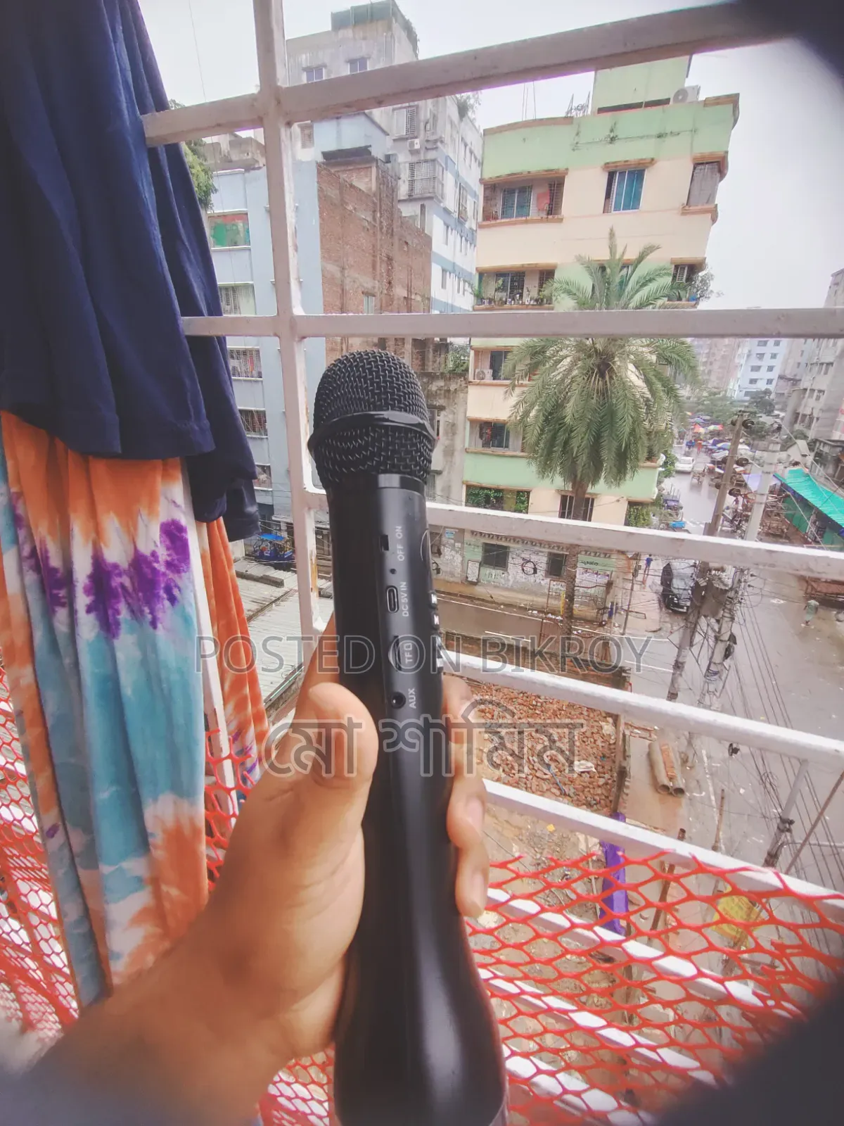 Rechargeable Bluetooth Karaoke Microphone Speaker