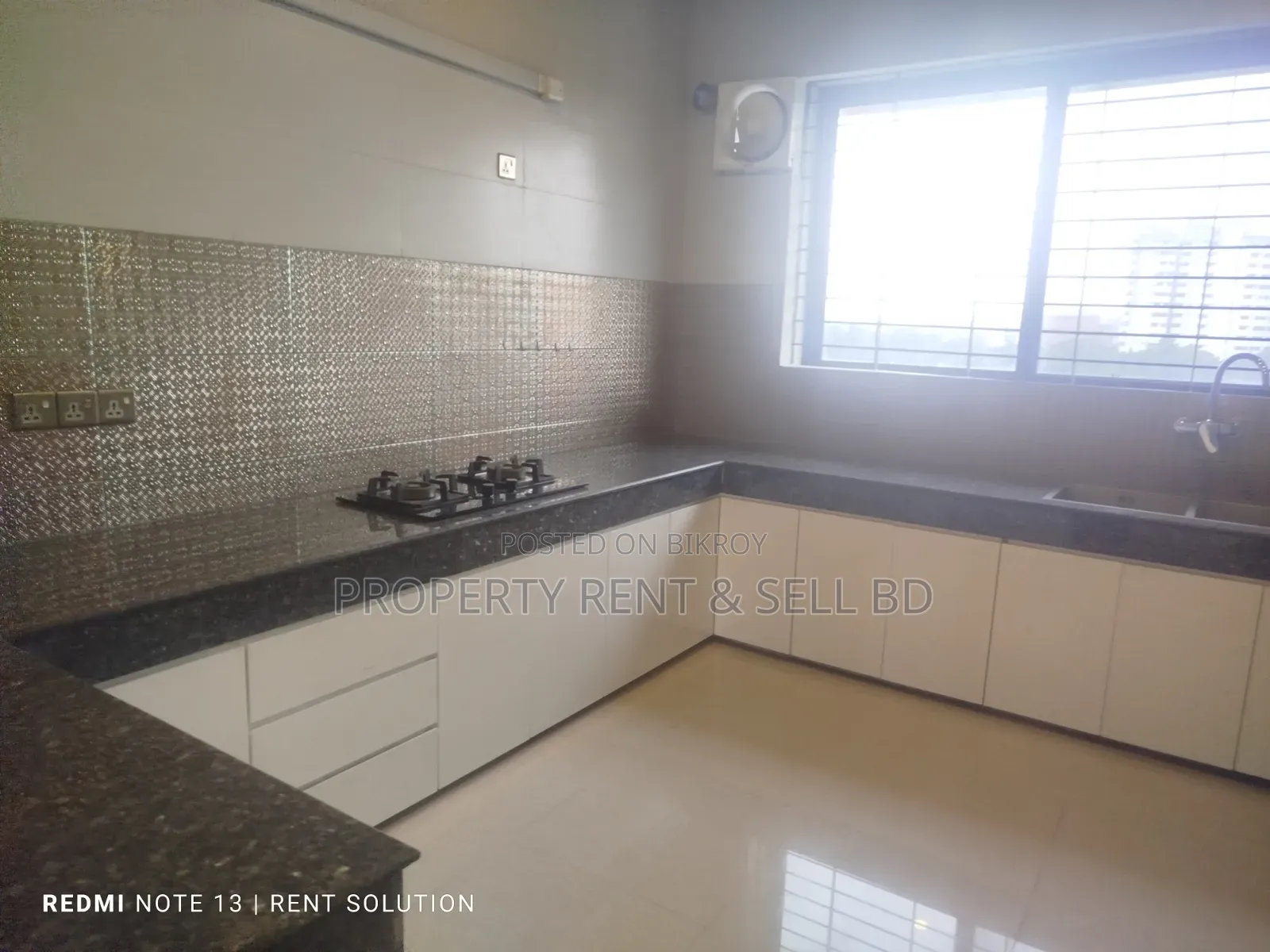 4 Bedroom Apartment in Property Rent Sell, Banani for rent