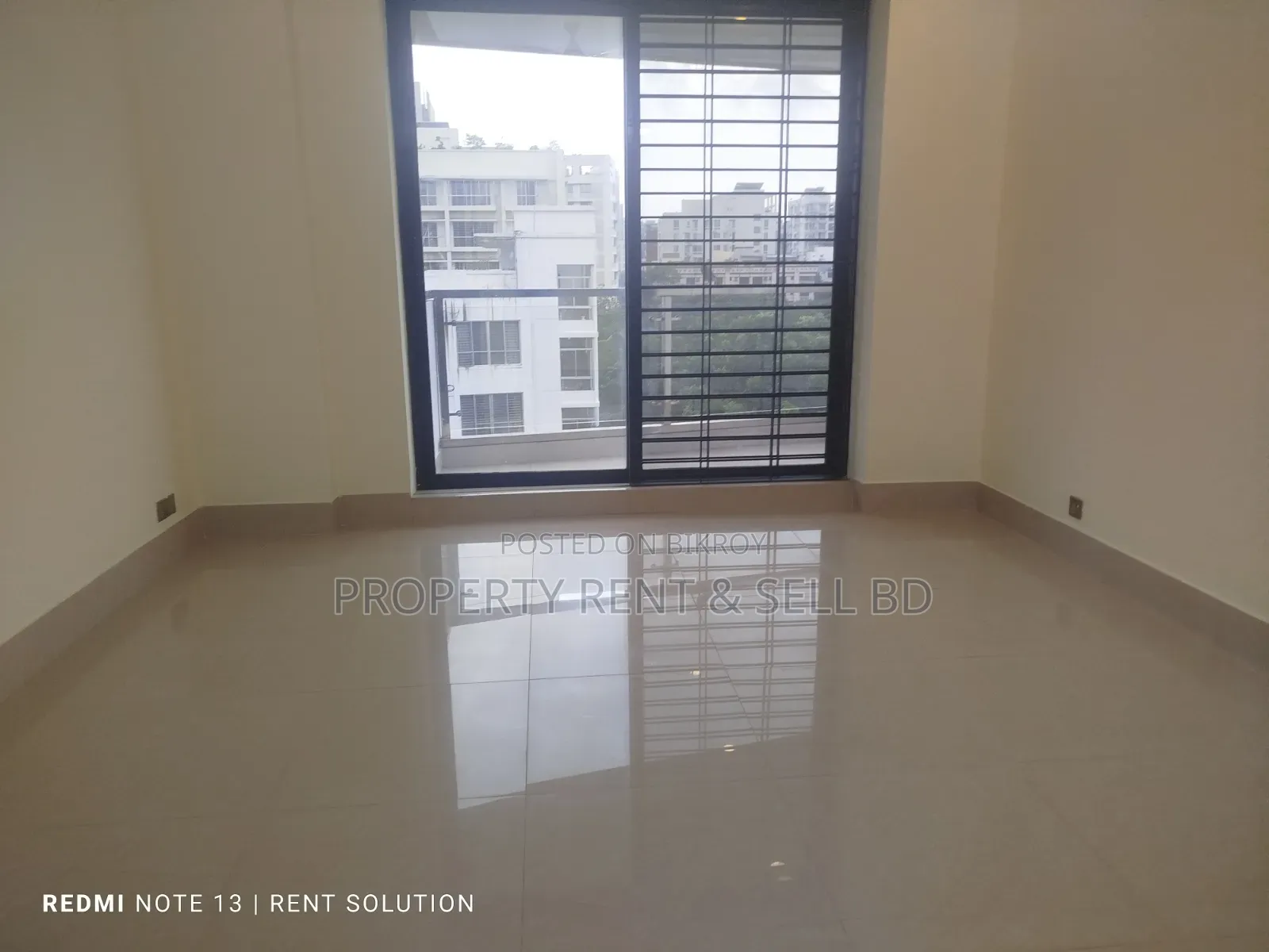 4 Bedroom Apartment in Property Rent Sell, Banani for rent