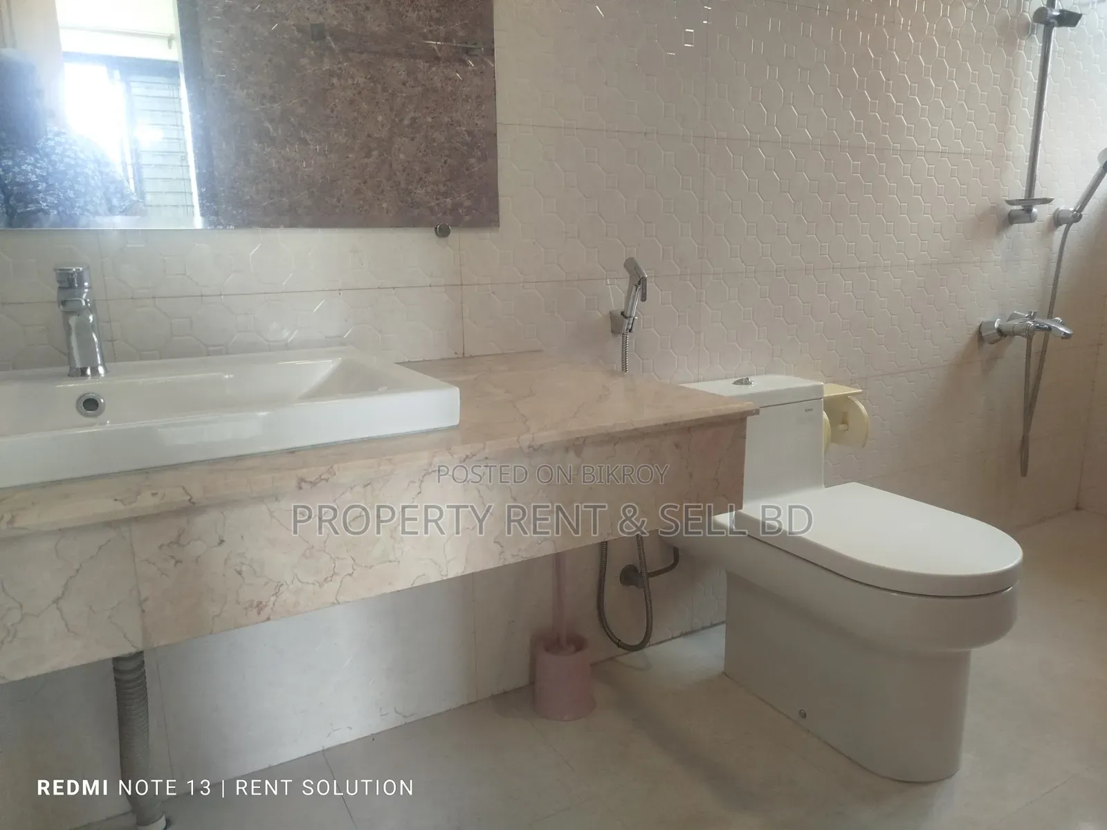 4 Bedroom Apartment in Property Rent Sell, Banani for rent