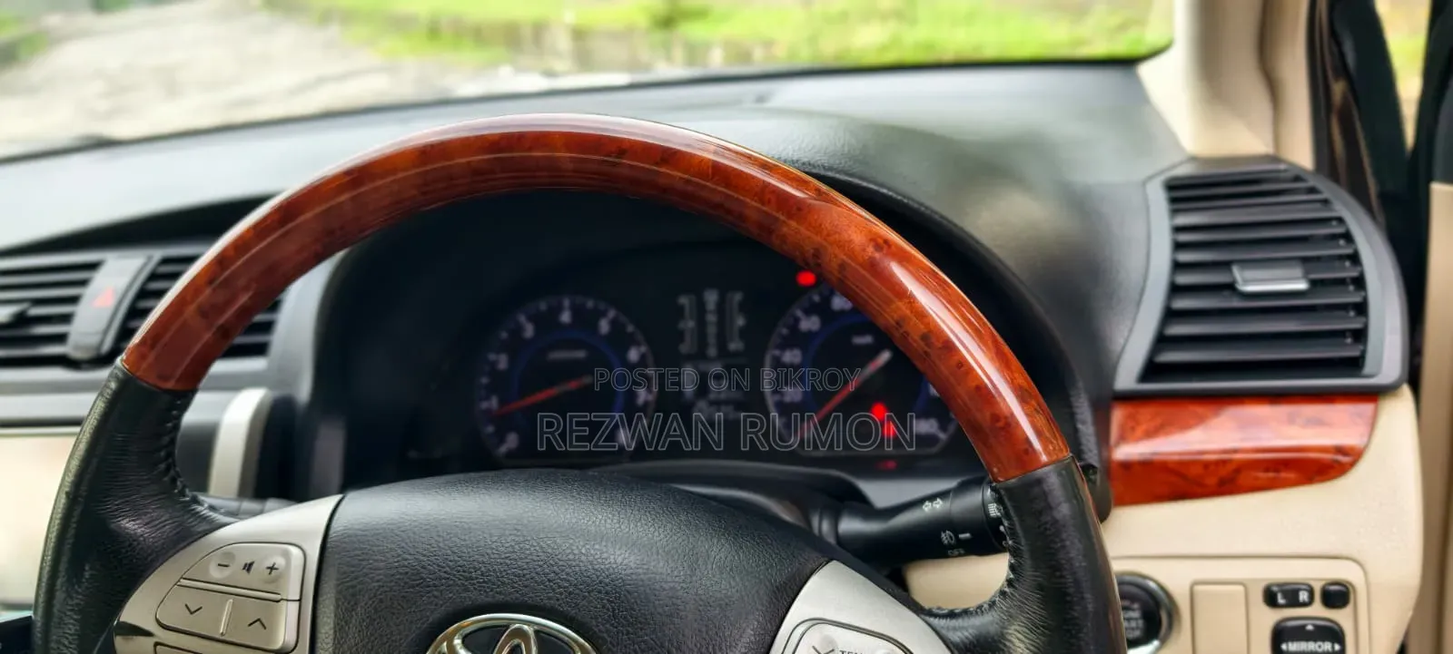 Toyota Premio 1.5 Front-Wheel Drive 2015 Maroon