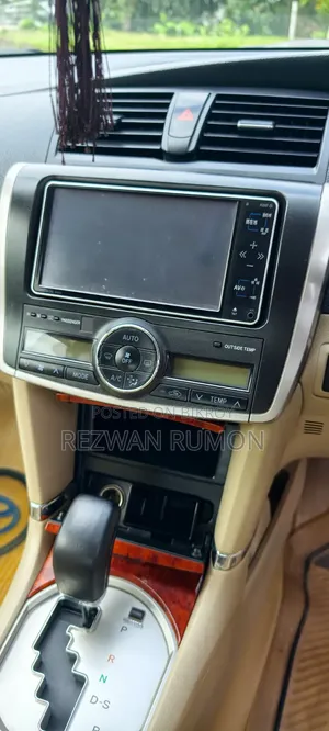 Toyota Premio 1.5 Front-Wheel Drive 2015 Maroon