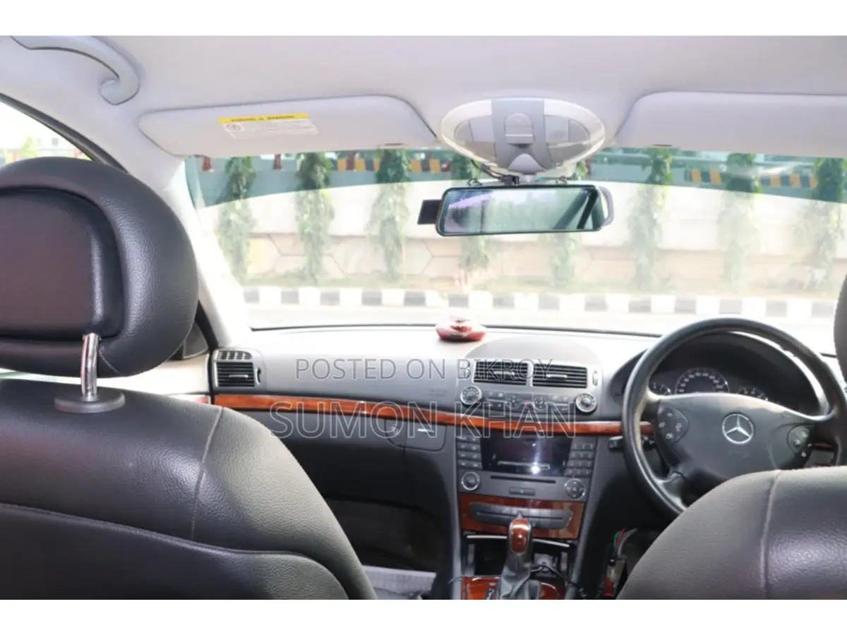 Mercedes-Benz E240 2005 Black