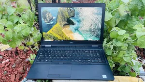 Laptop Dell Latitude 5580 8GB Intel Core i5 SSD 256GB