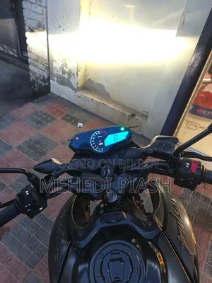 বাজাজ পালসার এন১৬০ ২০২৪ কালো