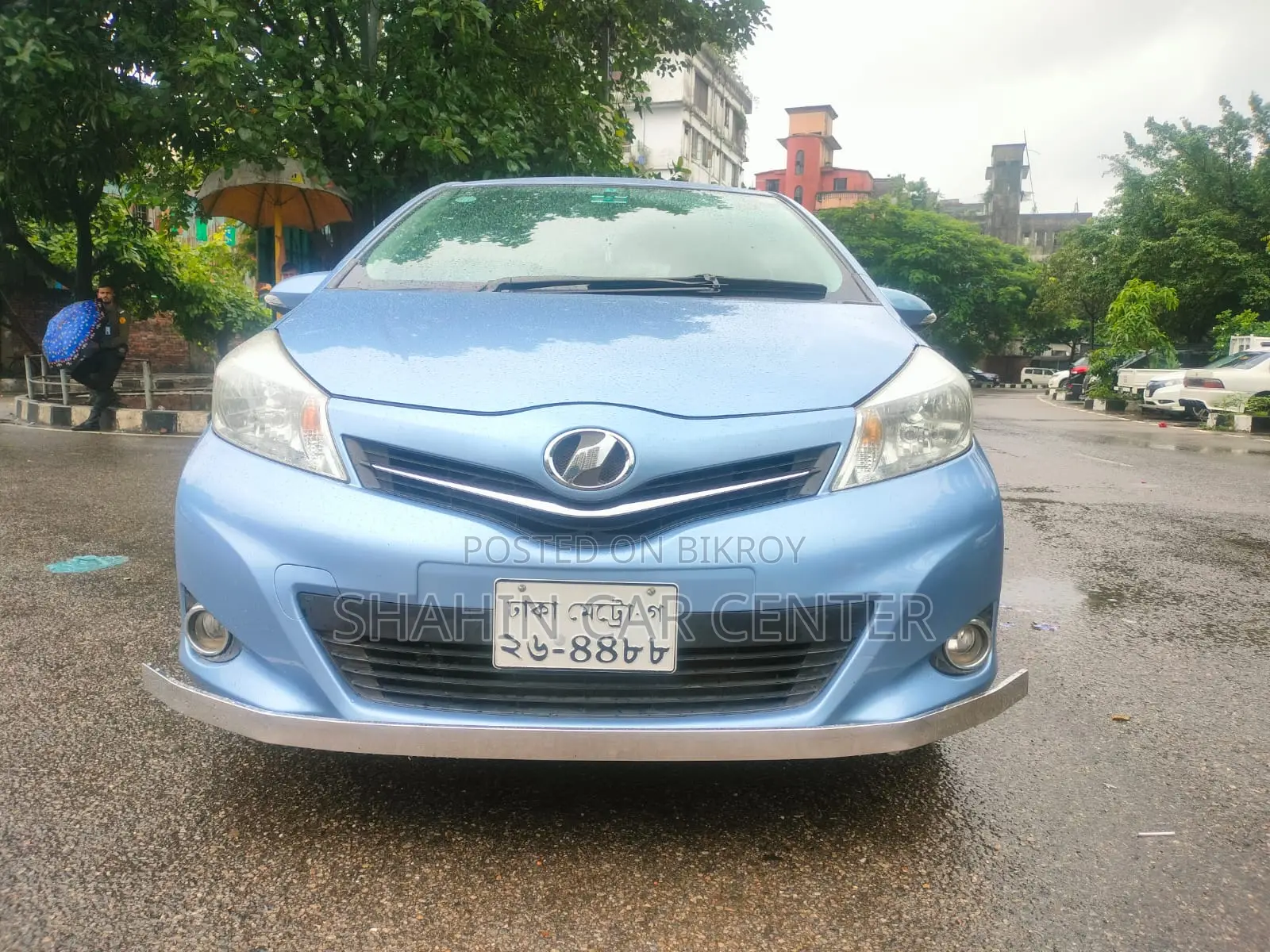 Toyota Vitz 1.3 AWD 3-door 2011 Blue