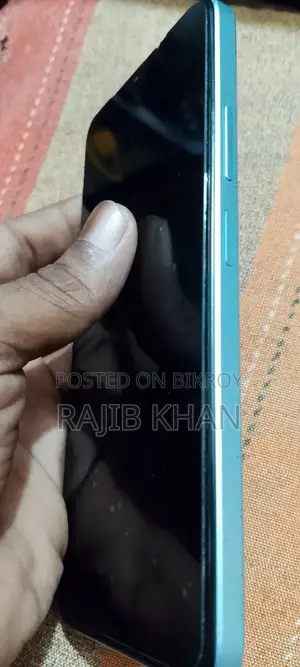 Oppo A18 128 GB Blue