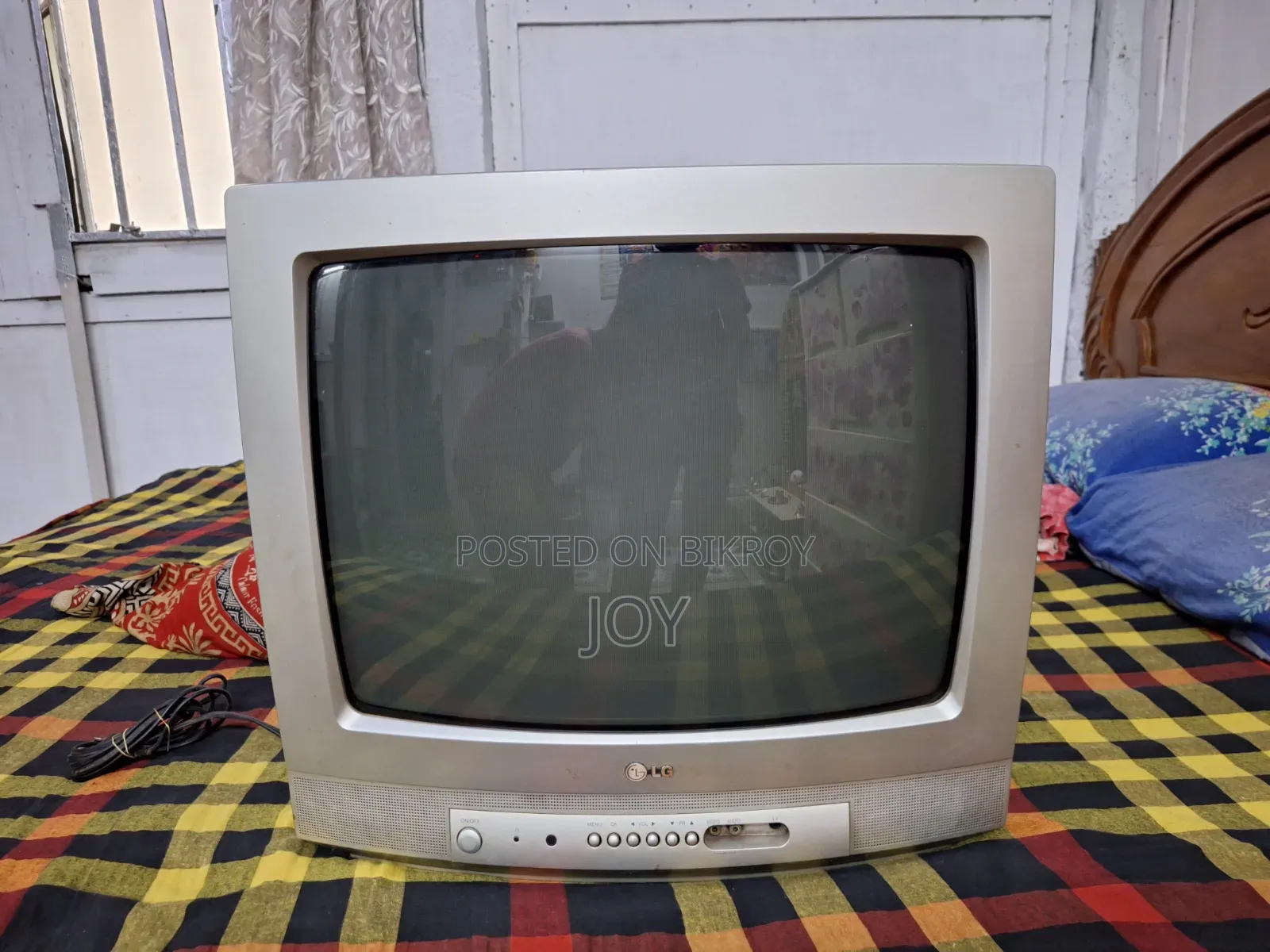 LG TV CT-14S11KS