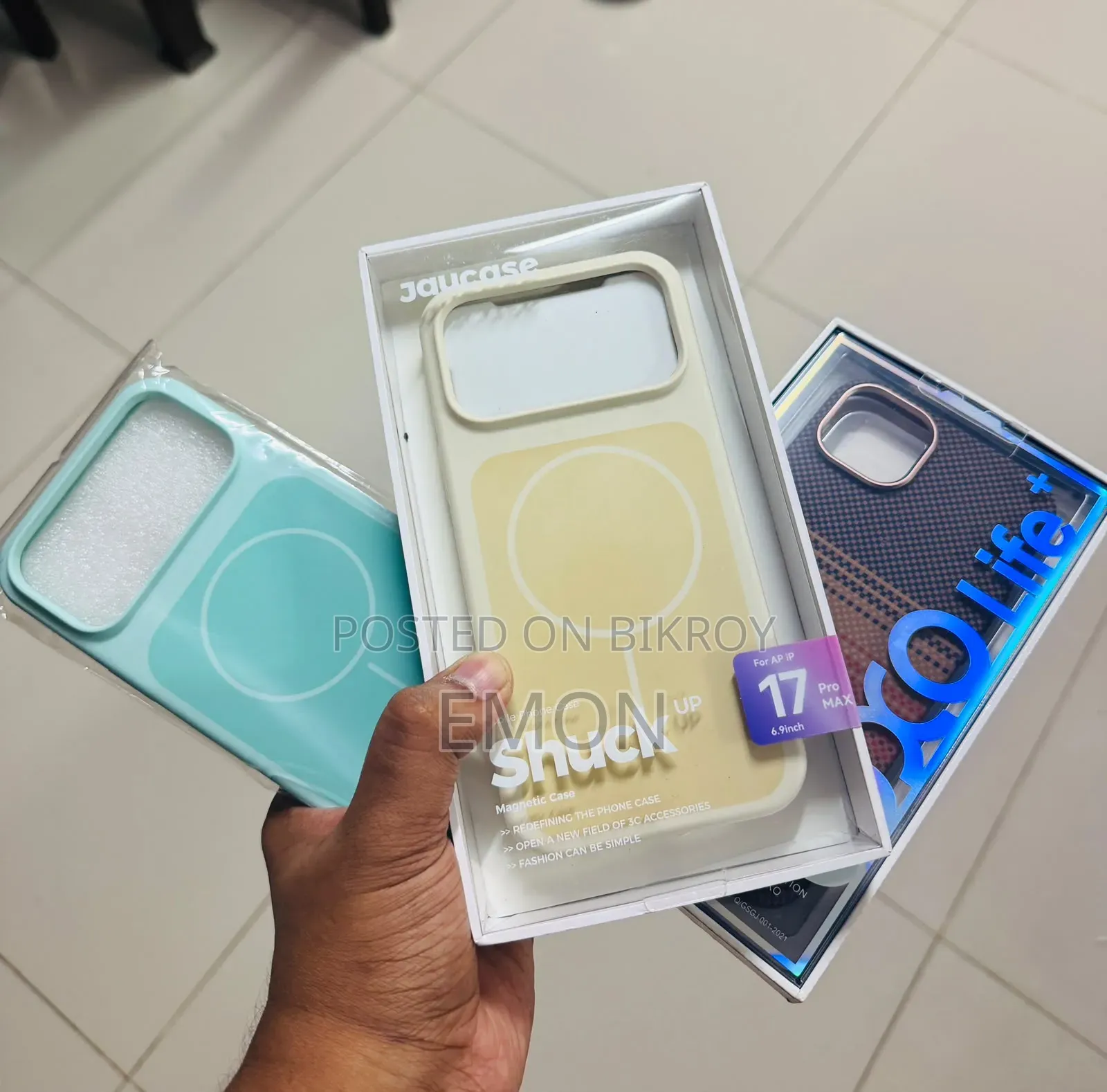 iPhone 17 Pro Max Cover