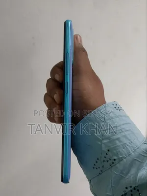 Vivo Y50 128 GB Blue