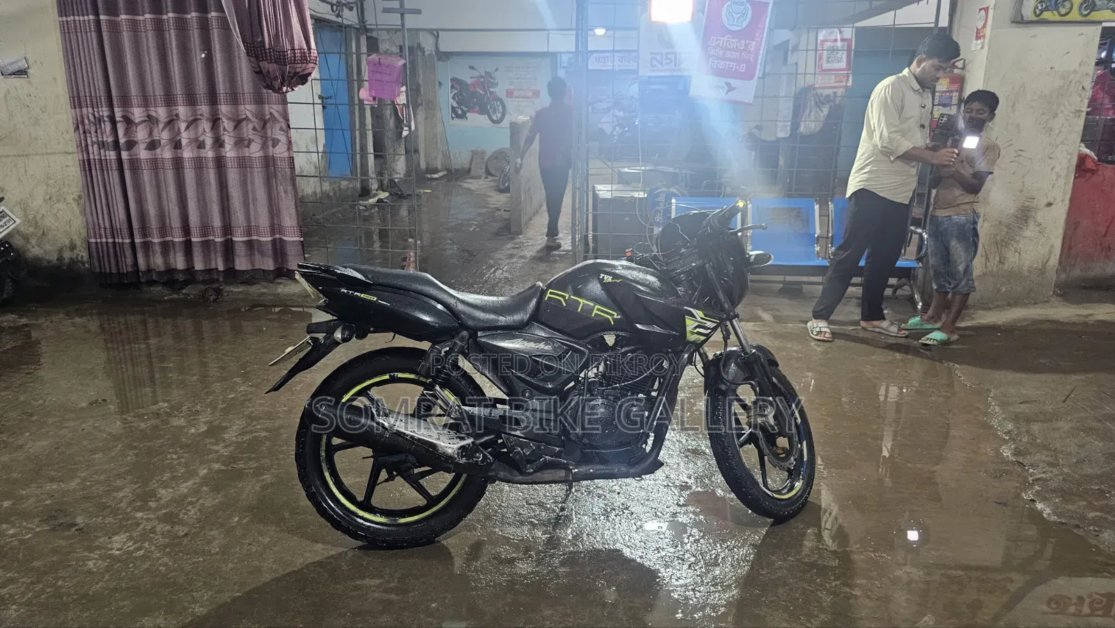 টিভিএস আপাচি আরটিআর ১৬০ টুভি ২০১৫ ব্ল্যাক