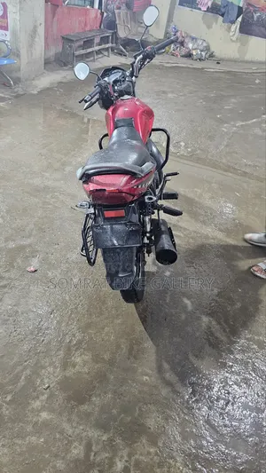 এইচ পাওয়ার জারা-১০০ ২০১৭ লাল