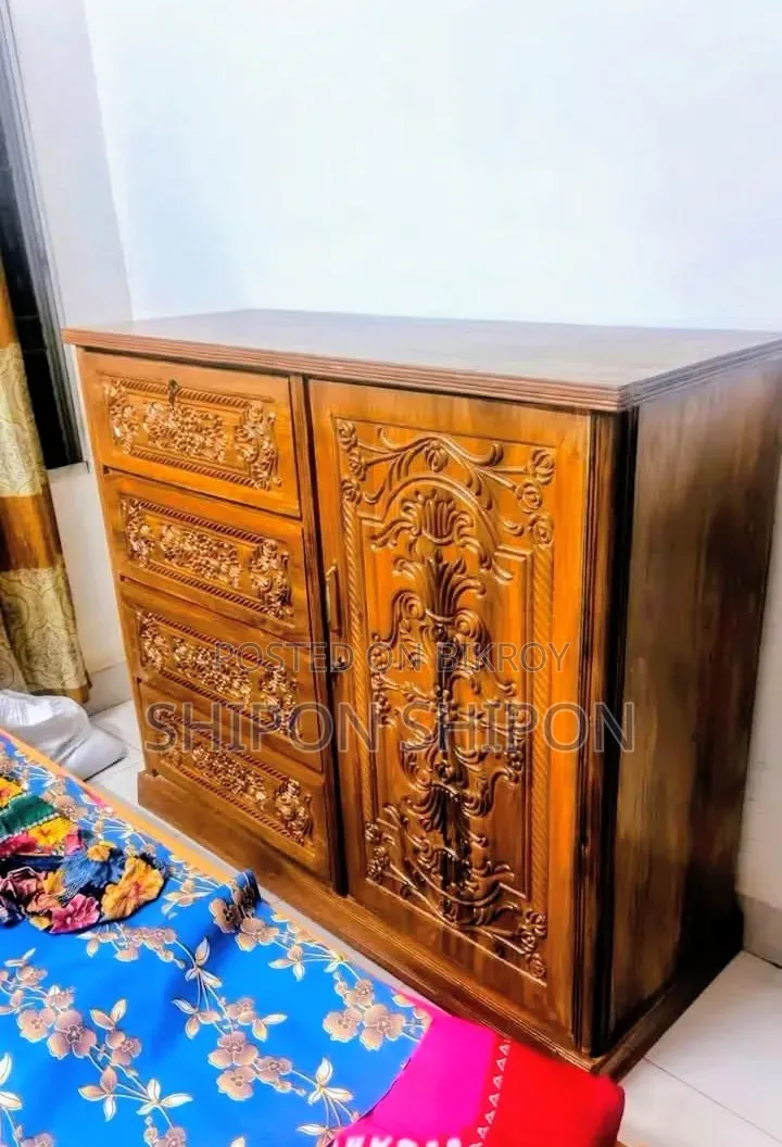 Wardrobe Sell