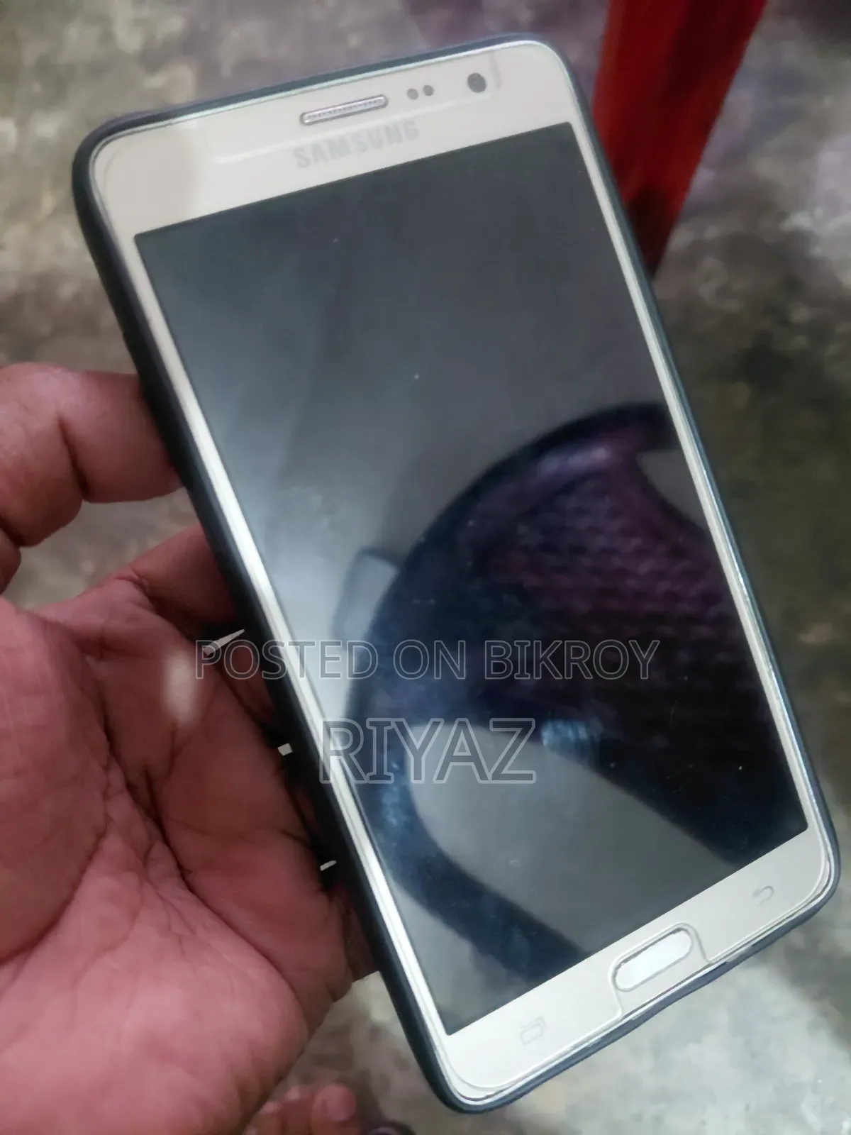 Samsung Galaxy On7 Pro 16 GB Gold