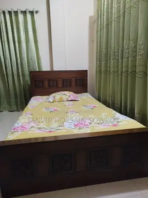Malaysian Plus Process Wood Bed For Sale
 Size: 5ft × 7ft