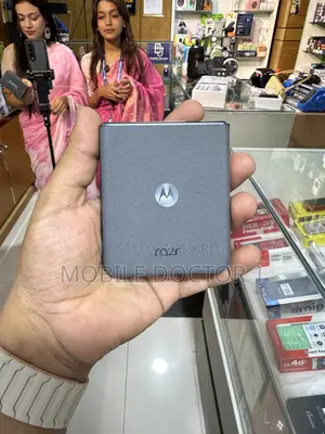 Motorola Razr 50 256 GB Black