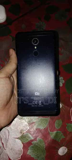 শাওমি রেডমি ৫ ১৬ জিবি ব্ল্যাক