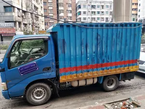 Toyota Covered Delivery Van 2010 | Ready for Transfer