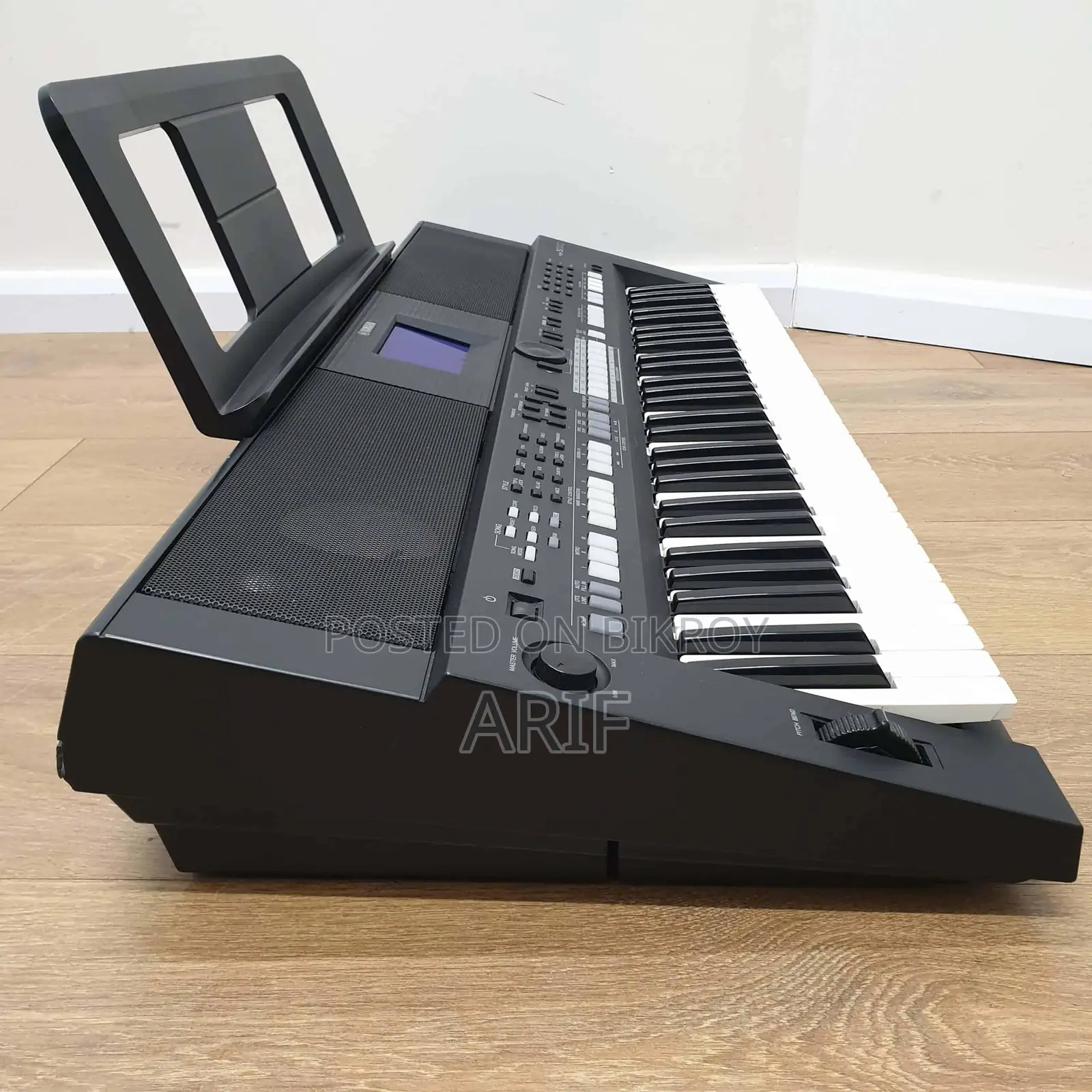 YAMAHA PSR S-650 With Hardcase (Indian Tone) 61 Keys Keyboard