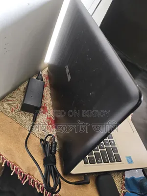 Laptop Asus VivoBook X540SA 4GB Intel Core 3 HDD 512GB