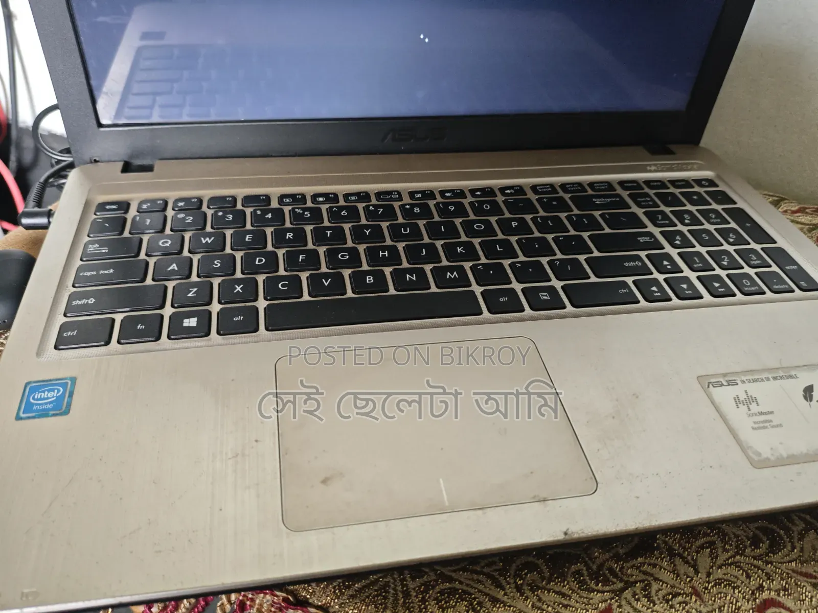 Laptop Asus VivoBook X540SA 4GB Intel Core 3 HDD 512GB
