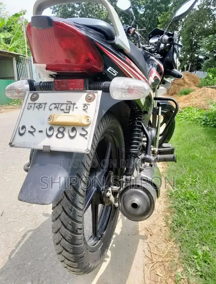 TVS Metro 2018