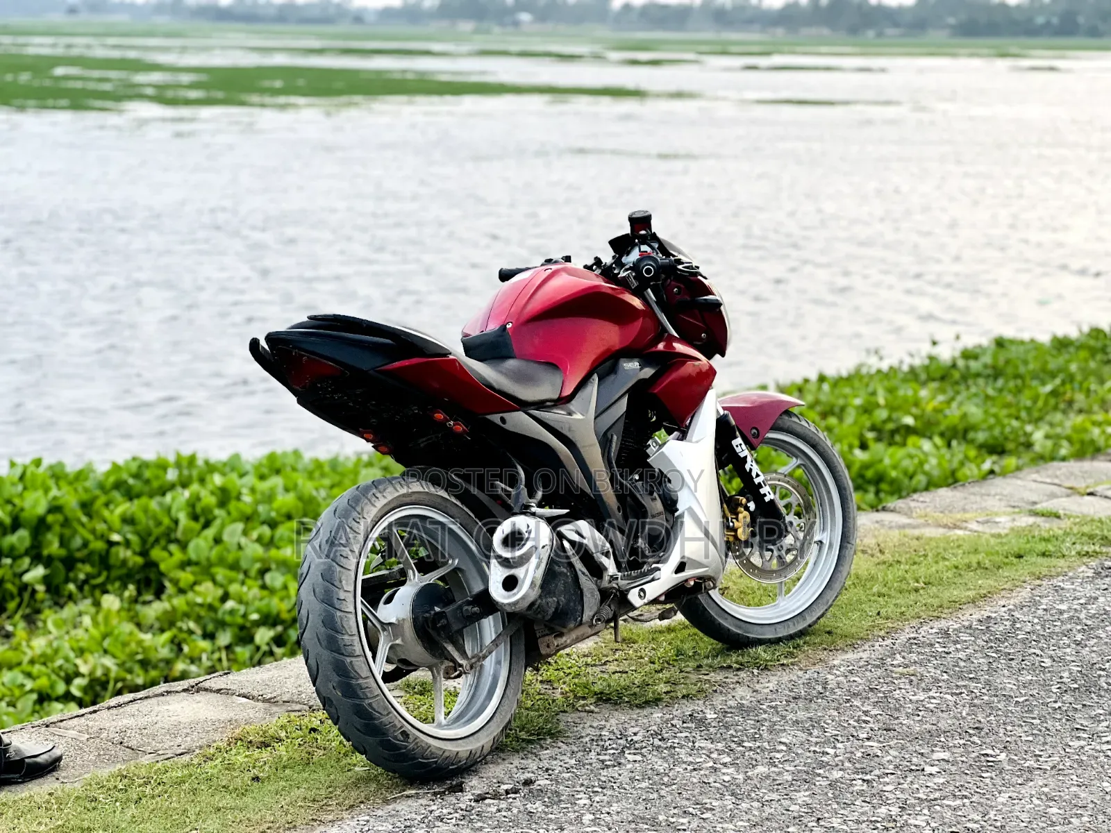 সুজুকি জিক্সার ২০১৫ রেড