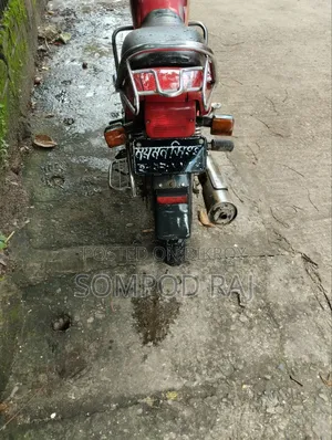হিরো স্প্লেন্ডার প্লাস ২০১৮ রেড