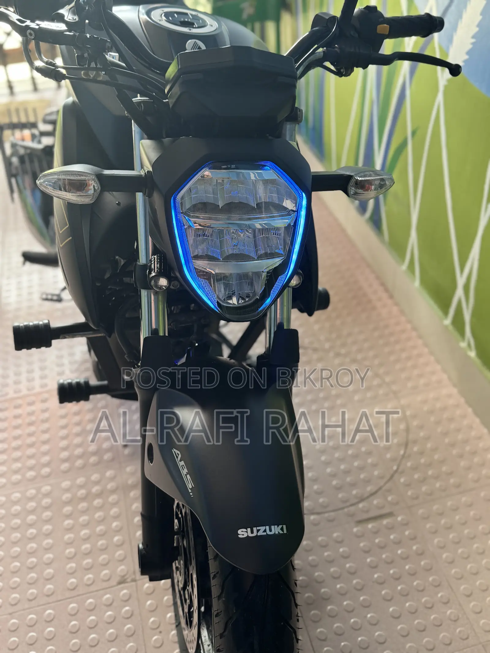 সুজুকি জিক্সার ২৫০ ২০২৪ ব্ল্যাক
