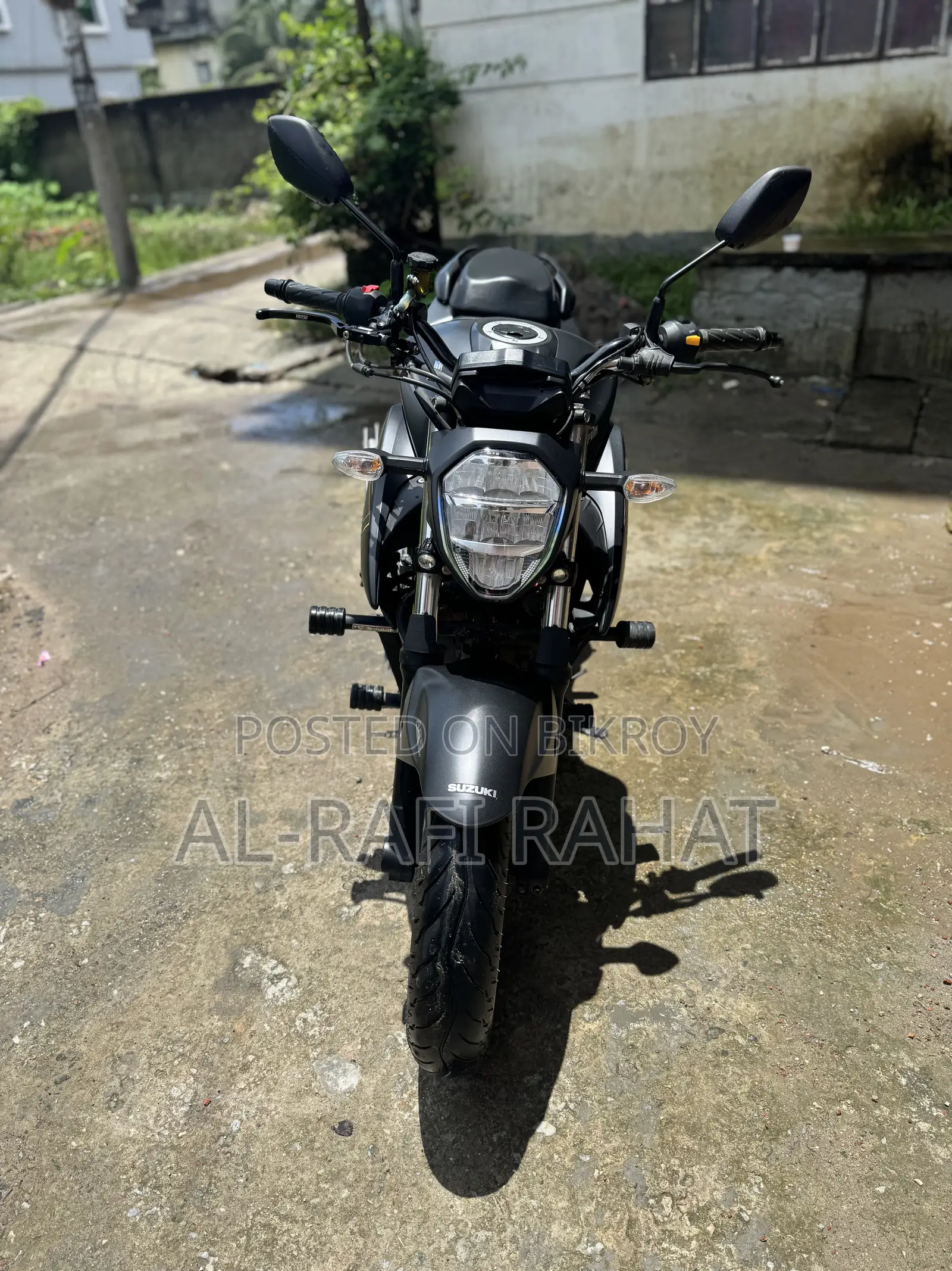 সুজুকি জিক্সার ২৫০ ২০২৪ ব্ল্যাক