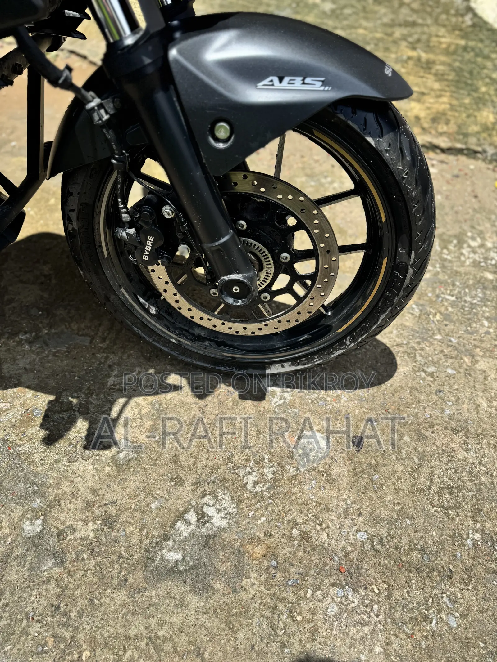সুজুকি জিক্সার ২৫০ ২০২৪ ব্ল্যাক