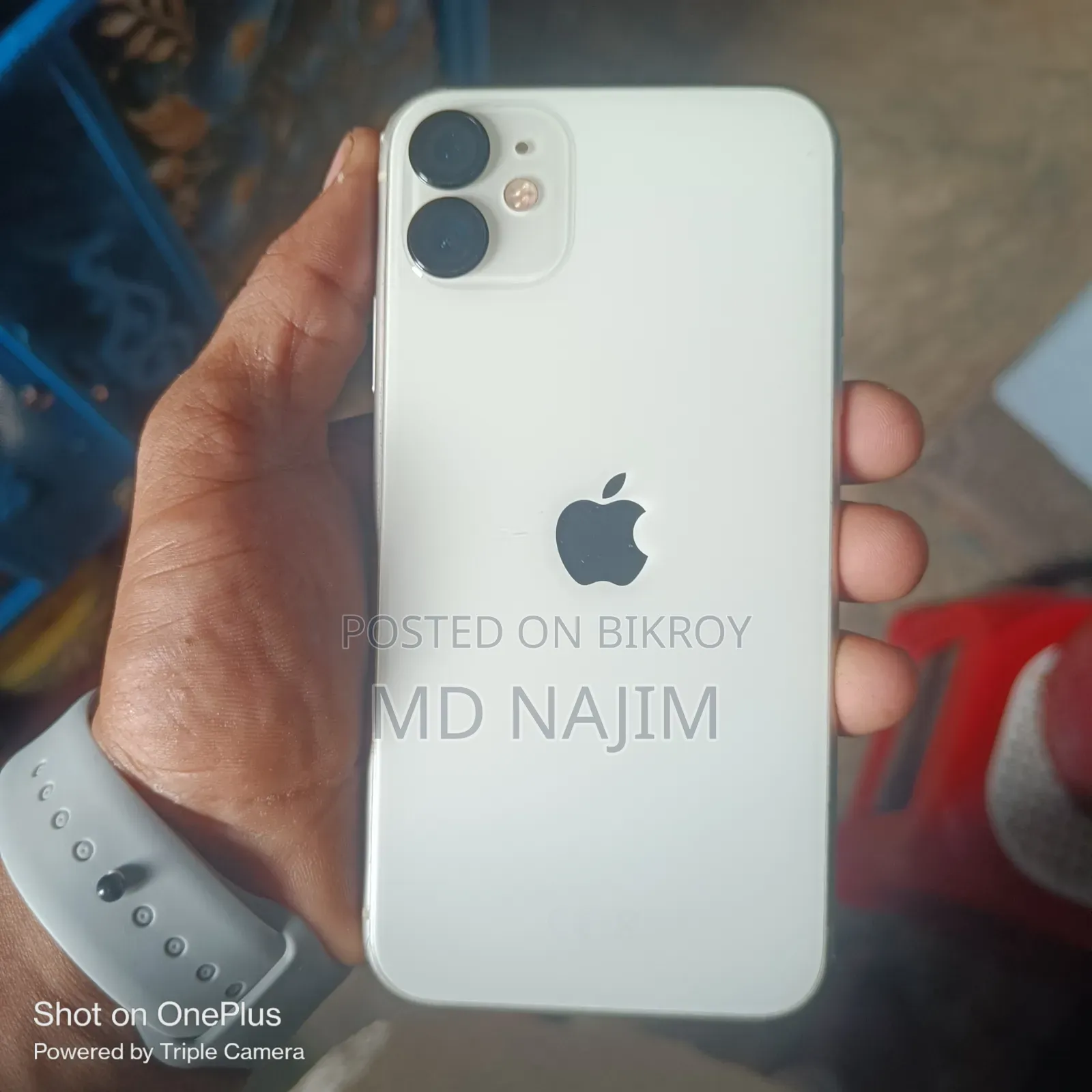 অ্যাপল আইফোন ১১ ৬৪ জিবি হোয়াইট