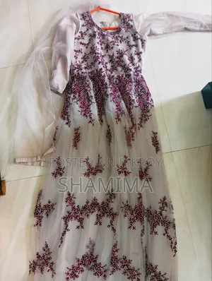 ইউকে লং গাউন