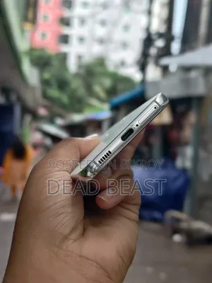 Samsung Galaxy S22 5G 256 GB White