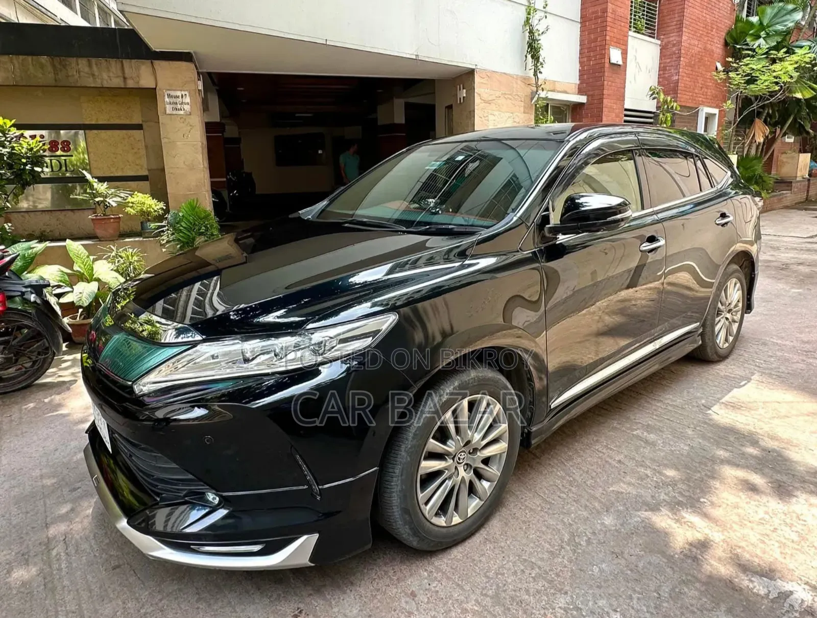 Toyota Harrier 2018 Black