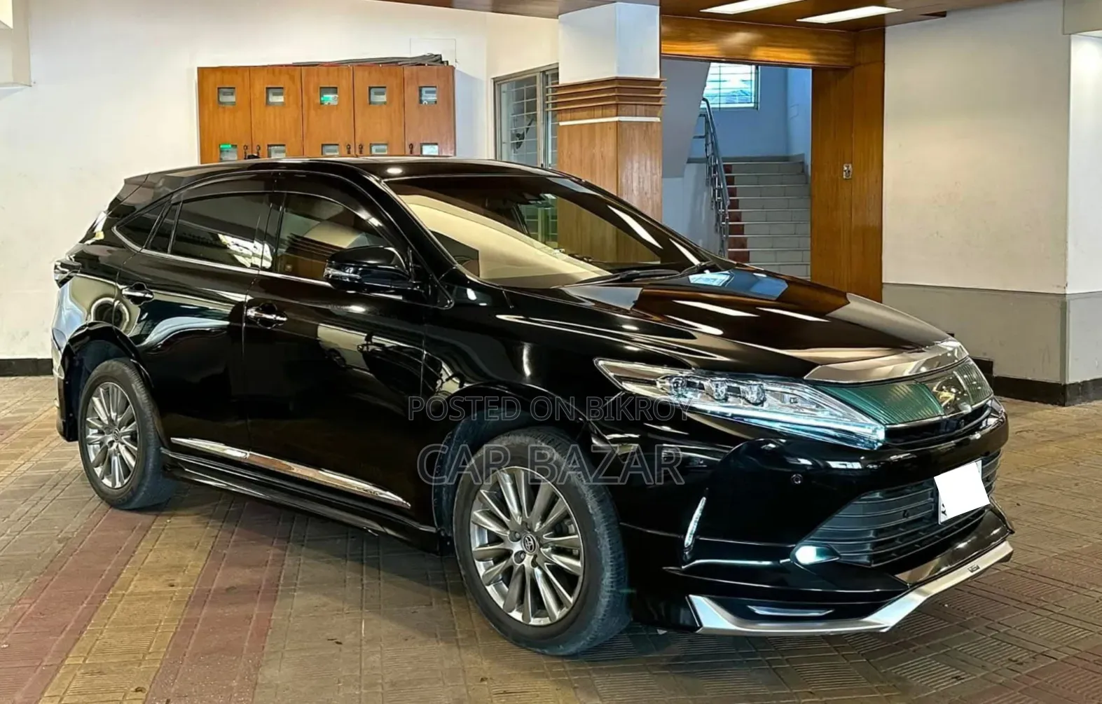 Toyota Harrier 2018 Black