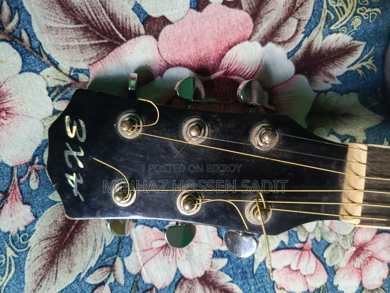 AXE 48C Taiwan Verient Guiter