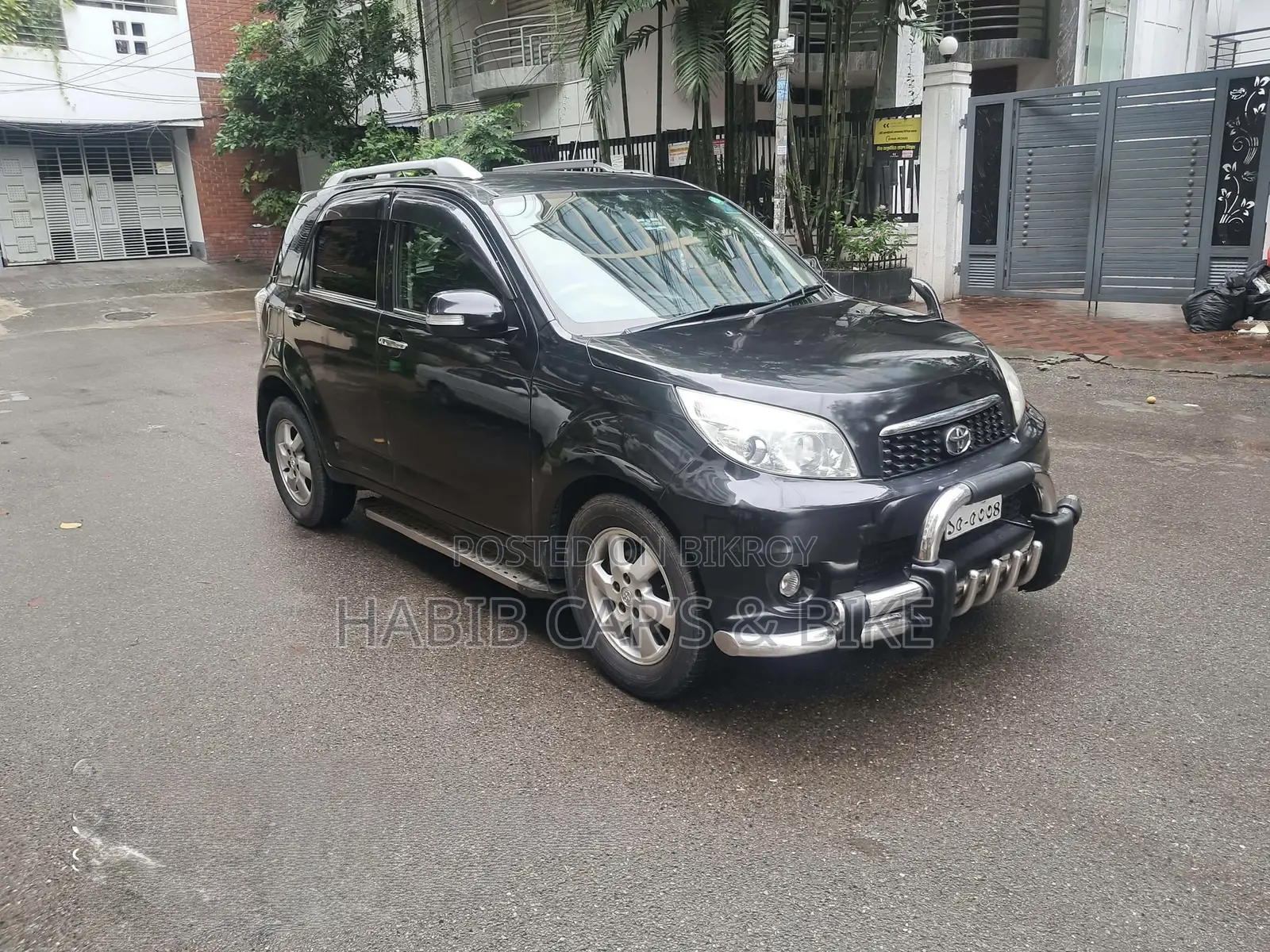 টয়োটা রাশ ১.৫ এডব্লিউডি ২০১১ ব্ল্যাক
