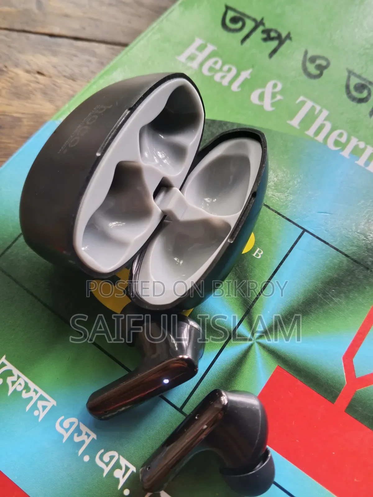 ওওকো ইয়ারবাদ বিক্রয় – ভালো অবস্থা, কম মূল্য