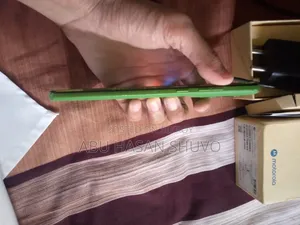 মোটোরোলা এজ ৫০ ফিউশন ১২৮ জিবি গ্রিন