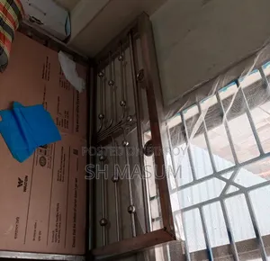 মেটাল সেমি ডাবল বেড